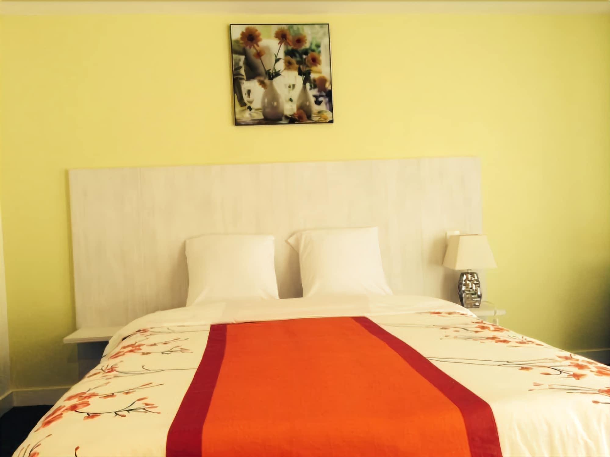Hotel Rythme Saint-Cloud Buitenkant foto