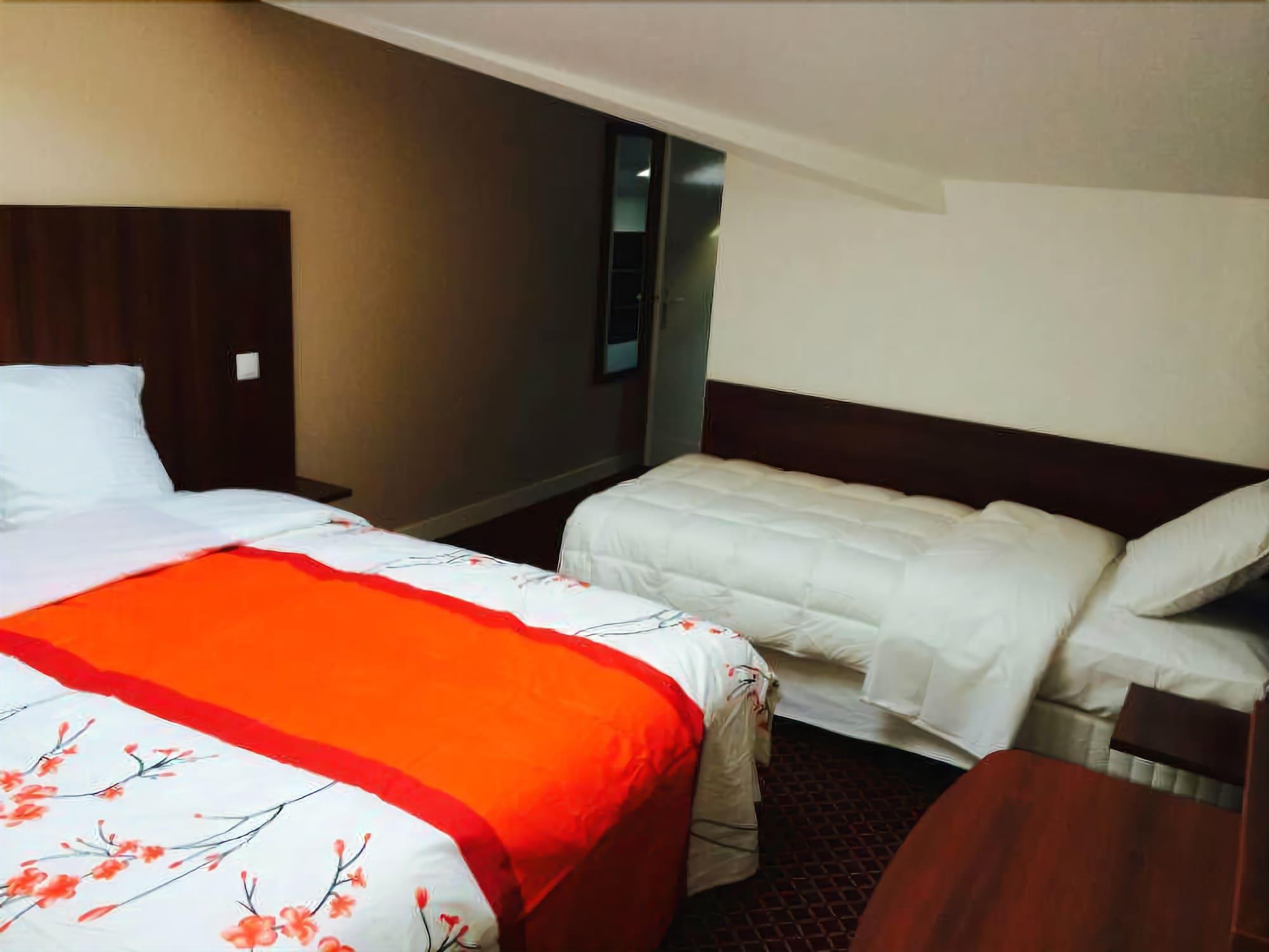 Hotel Rythme Saint-Cloud Buitenkant foto